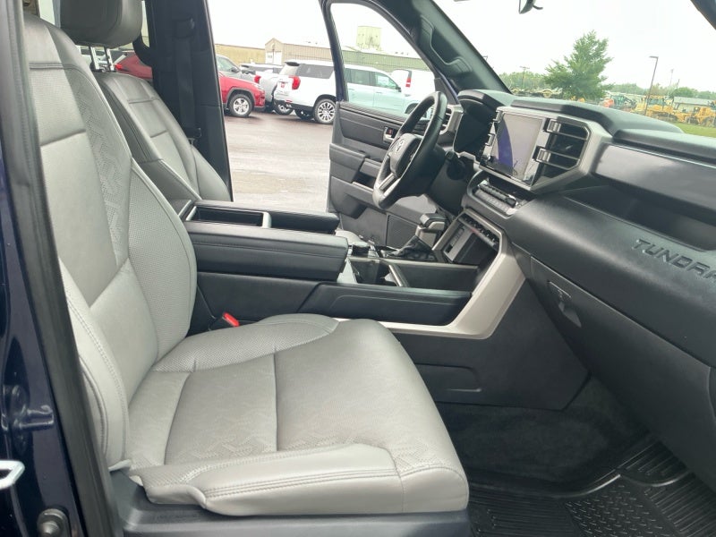 2025 Toyota Tundra 4WD SR5