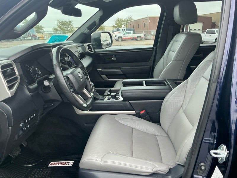 2025 Toyota Tundra 4WD SR5