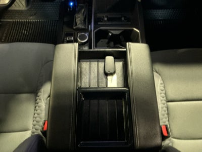 2025 Toyota TUNDRA 4X4 SR5