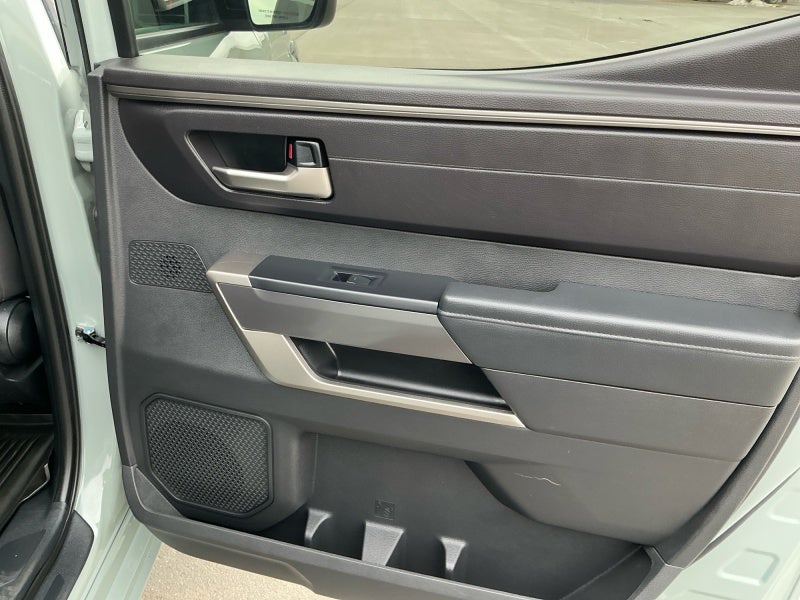 2024 Toyota TUNDRA 4X4 SR5