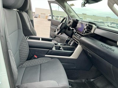 2024 Toyota TUNDRA 4X4 SR5