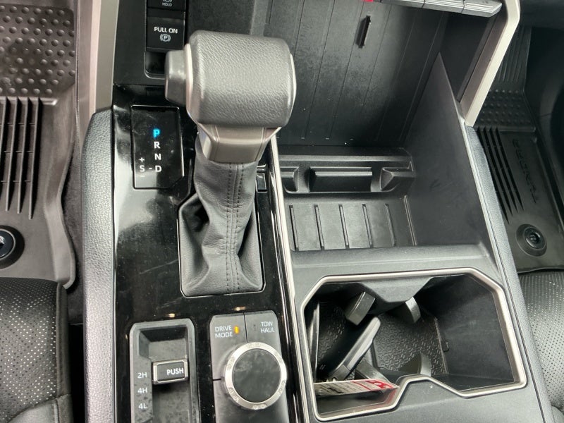 2024 Toyota Tundra 4WD SR5