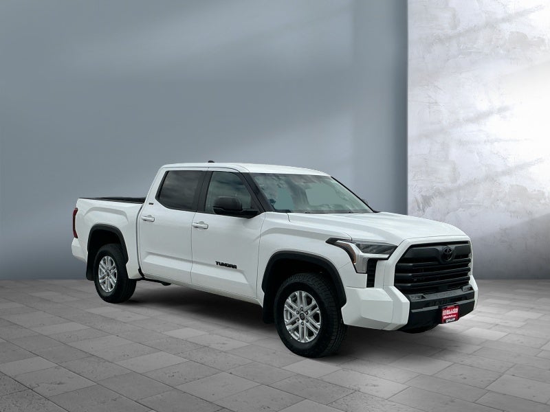 2024 Toyota Tundra 4WD SR5