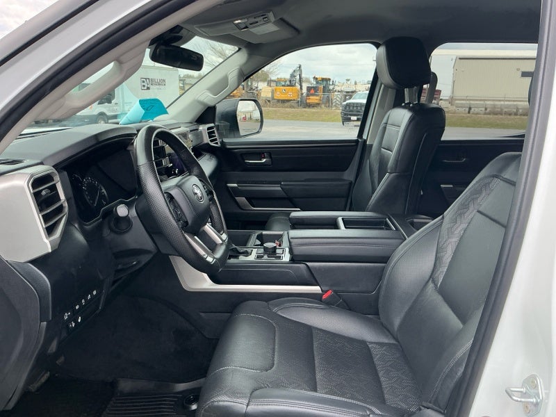 2024 Toyota Tundra 4WD SR5
