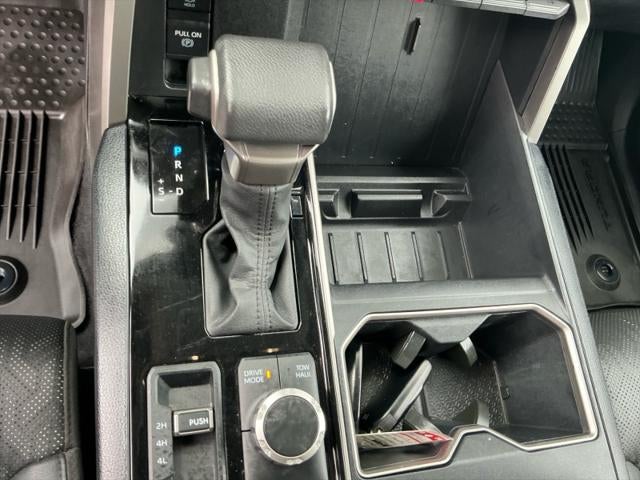 2024 Toyota TUNDRA 4X4 SR5