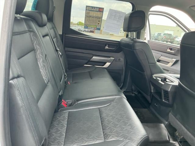 2024 Toyota TUNDRA 4X4 SR5