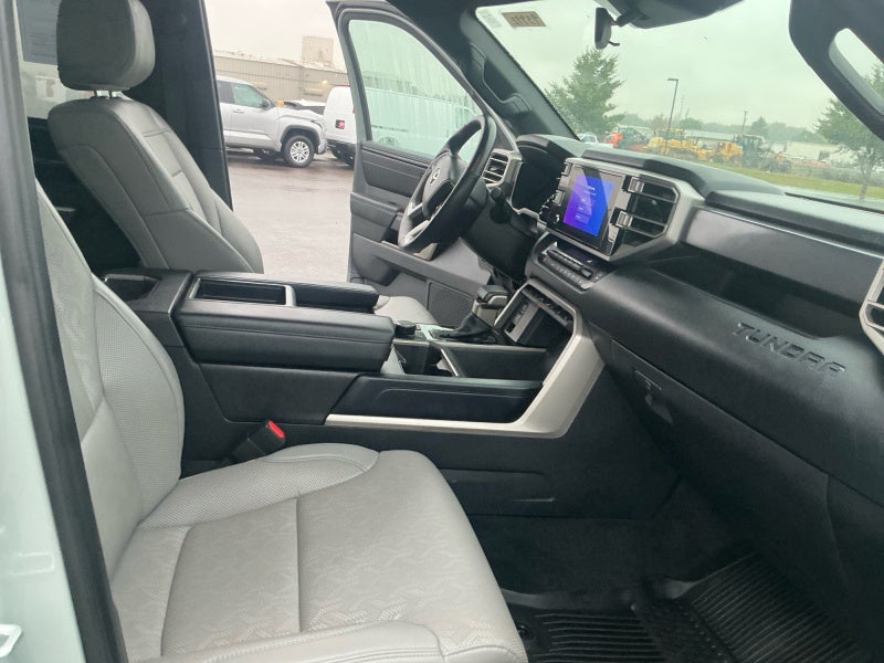 2025 Toyota Tundra 4WD SR5