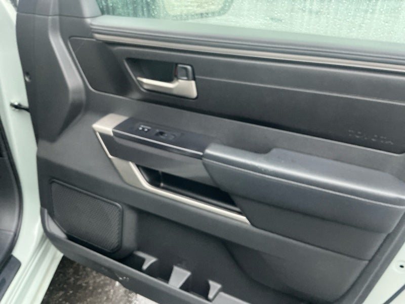 2025 Toyota Tundra 4WD SR5