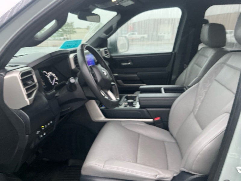 2025 Toyota Tundra 4WD SR5