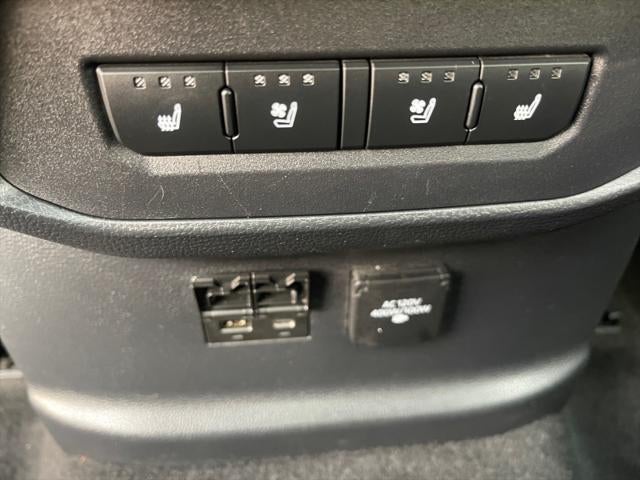 2022 Toyota TUNDRA 4X4 Platinum