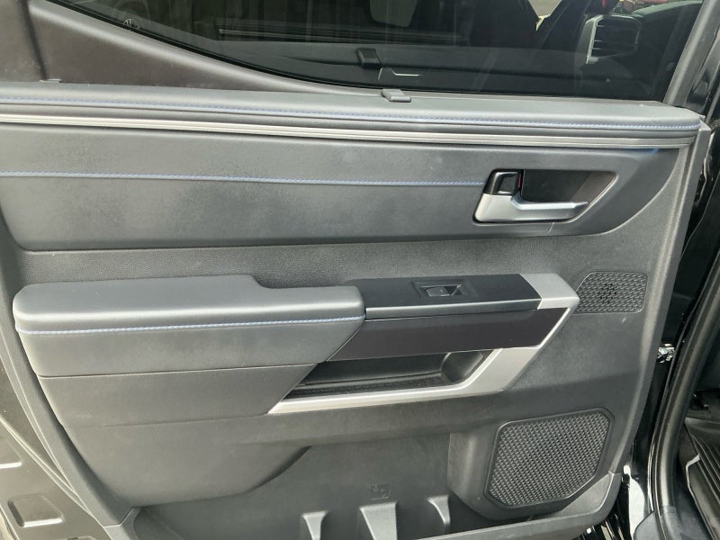 2023 Toyota TUNDRA 4X4 Platinum