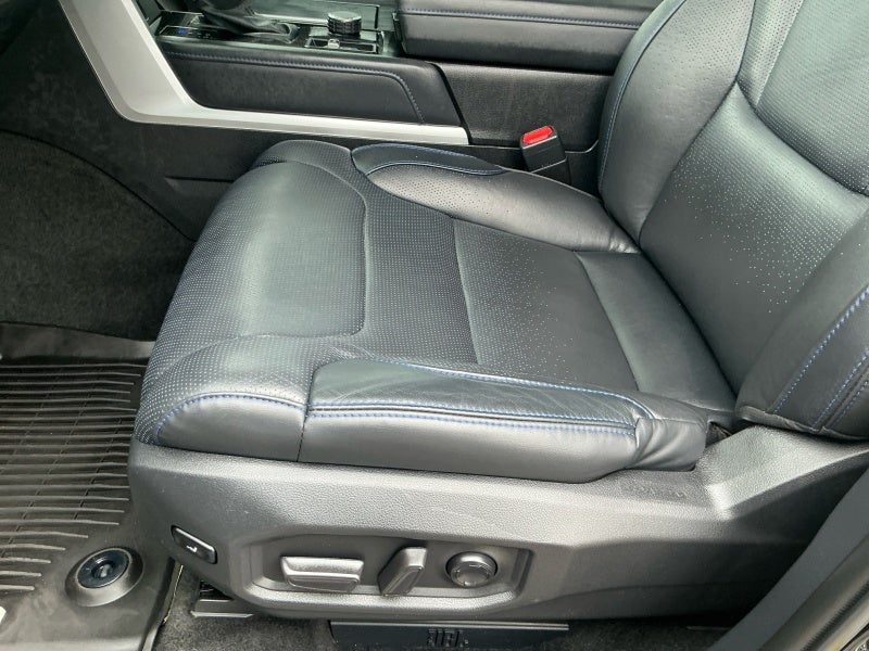 2023 Toyota TUNDRA 4X4 Platinum