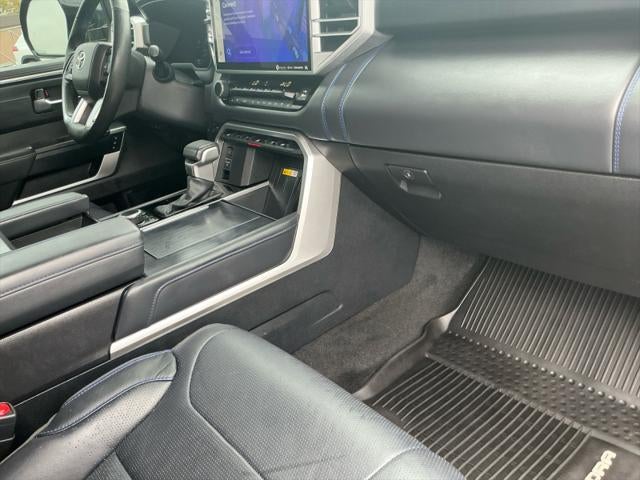 2023 Toyota TUNDRA 4X4 Platinum