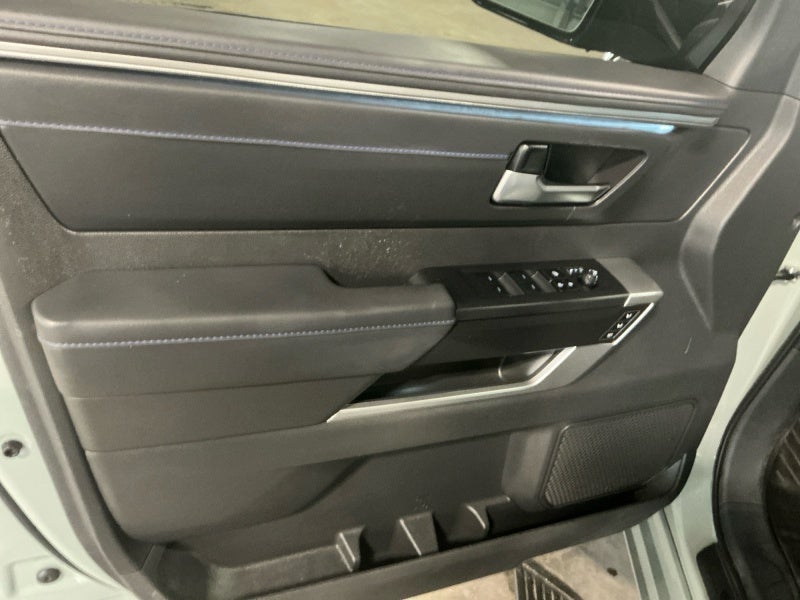 2025 Toyota TUNDRA 4X4 Platinum