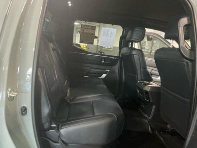 2025 Toyota TUNDRA 4X4 Platinum