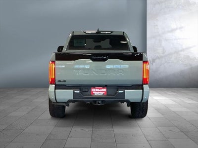 2025 Toyota TUNDRA 4X4 Platinum