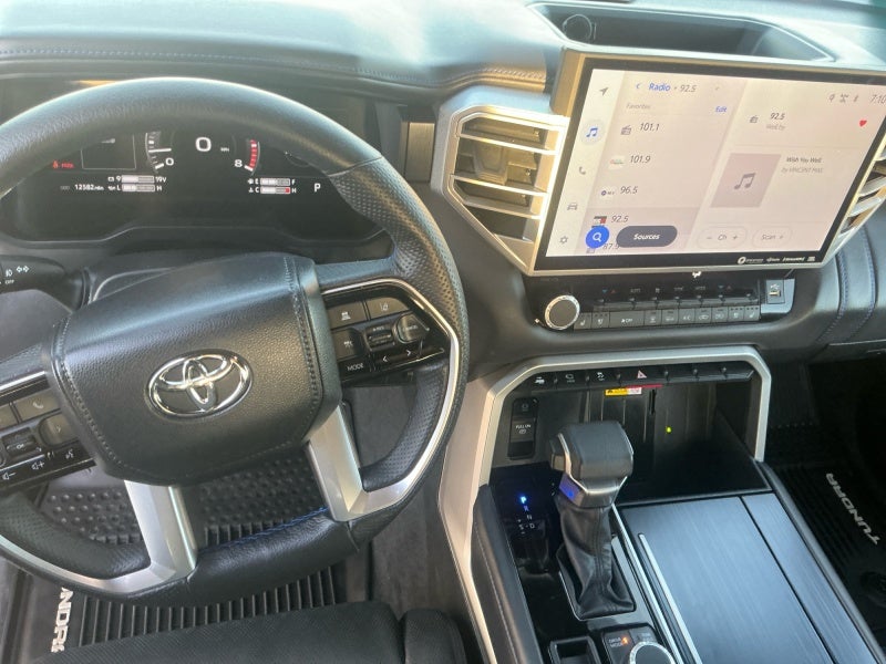 2023 Toyota TUNDRA 4X4 Platinum