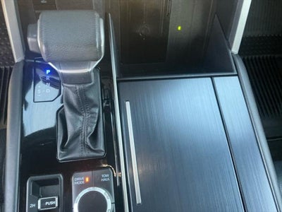 2023 Toyota TUNDRA 4X4 Platinum