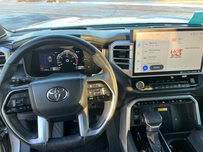 2023 Toyota TUNDRA 4X4 Platinum