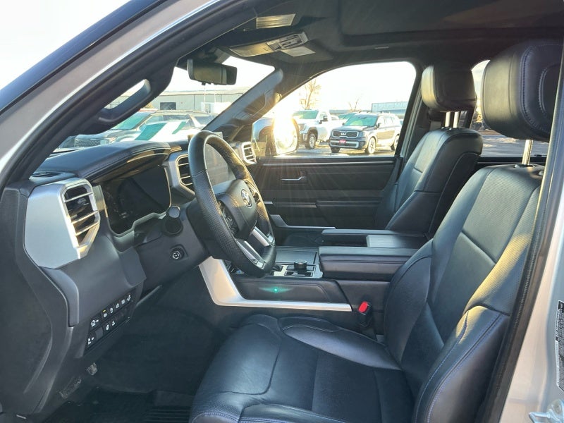 2023 Toyota TUNDRA 4X4 Platinum