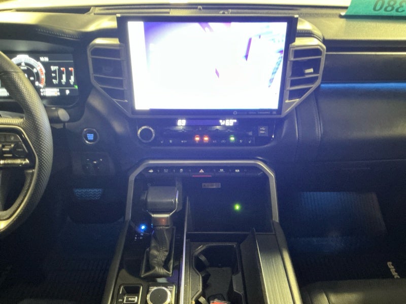 2022 Toyota TUNDRA 4X4 Platinum