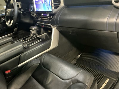 2022 Toyota TUNDRA 4X4 Platinum