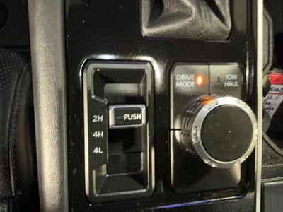 2022 Toyota TUNDRA 4X4 Platinum