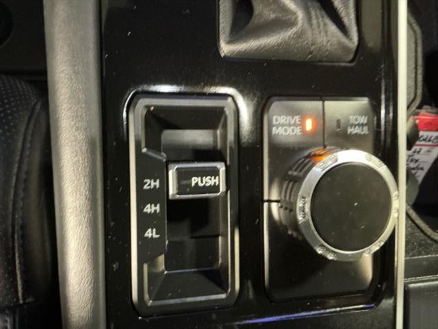 2022 Toyota TUNDRA 4X4 Platinum