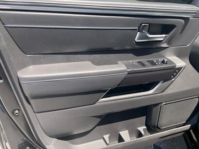 2025 Toyota Tundra Platinum