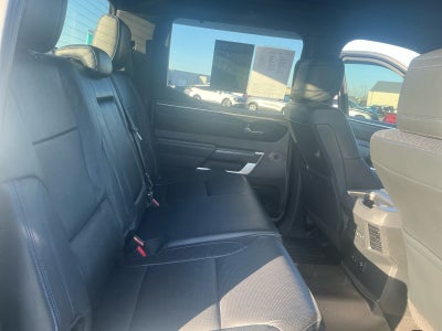 2022 Toyota TUNDRA 4X4 Platinum