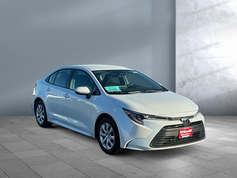 2026 Toyota COROLLA LE