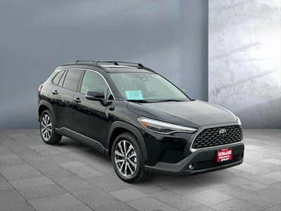 2023 Toyota Corolla Cross XLE