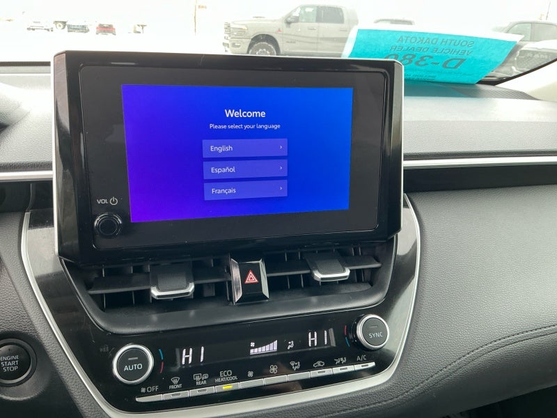 2025 Toyota Corolla Cross XLE