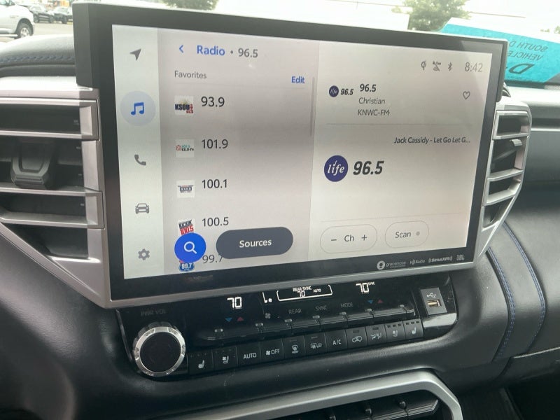 2024 Toyota Sequoia Platinum