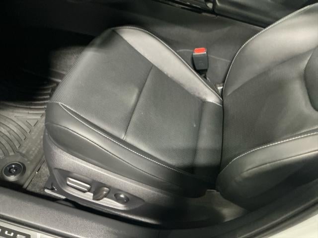 2024 Toyota PRIUS Limited