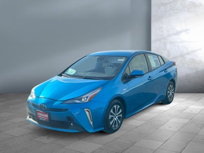2021 Toyota PRIUS XLE
