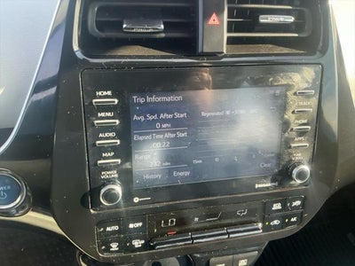 2021 Toyota PRIUS XLE