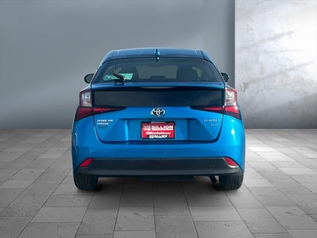 2021 Toyota PRIUS XLE