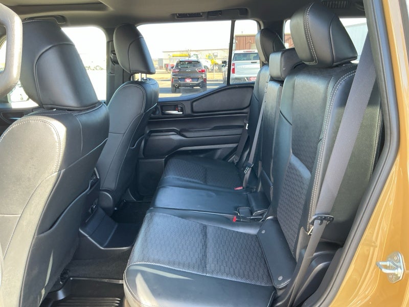 2025 Toyota LAND CRUISER 4WD (Natl)