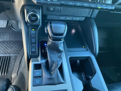 2025 Toyota LAND CRUISER 4WD (Natl)