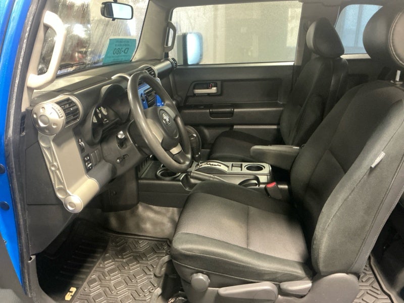 2007 Toyota FJ CRUISER 4WD 4dr Auto