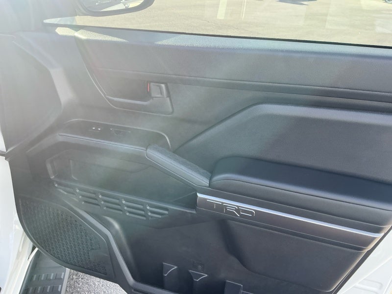 2025 Toyota 4RUNNER TRD Off Road Premium