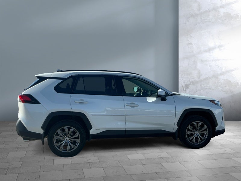 2022 Toyota RAV4 HYBRID Hybrid XLE Premium