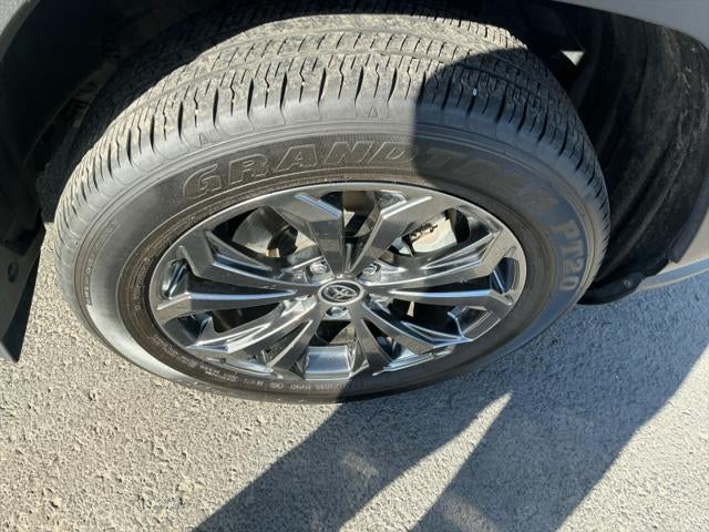 2024 Toyota RAV4 HYBRID Hybrid XLE Premium