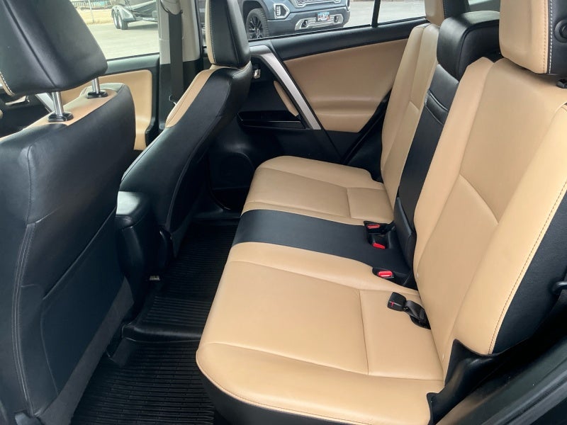 2017 Toyota RAV4 HYBRID Limited