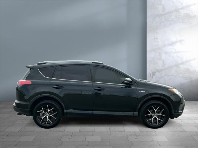 2017 Toyota RAV4 HYBRID SE