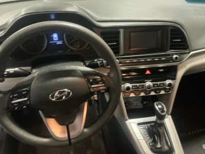 2020 Hyundai Elantra SE