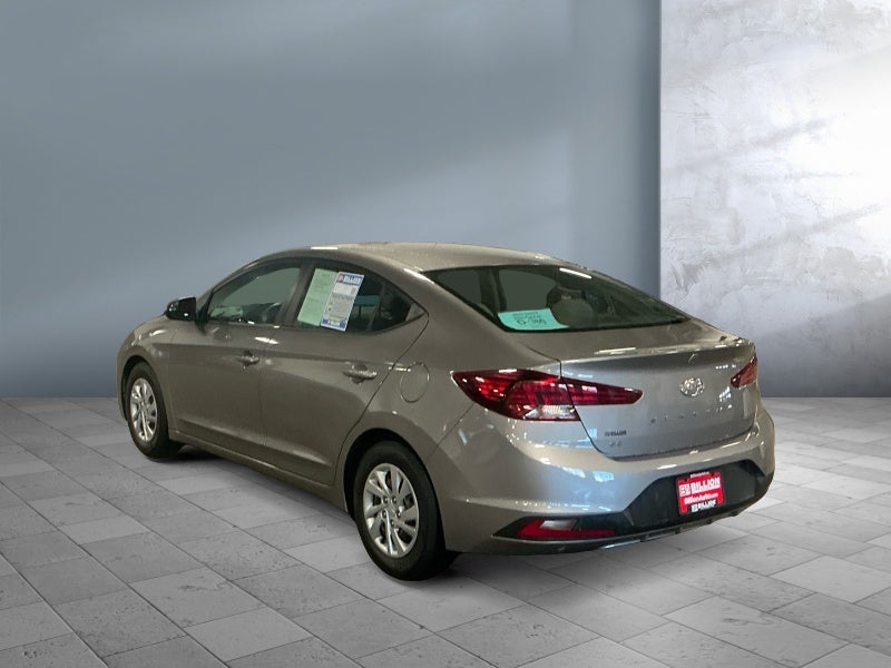 2020 Hyundai Elantra SE