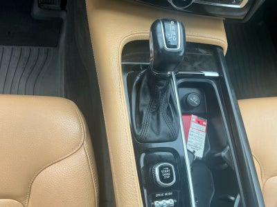 2018 Volvo XC90 Momentum