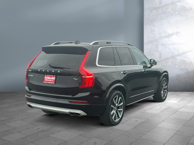 2018 Volvo XC90 Momentum